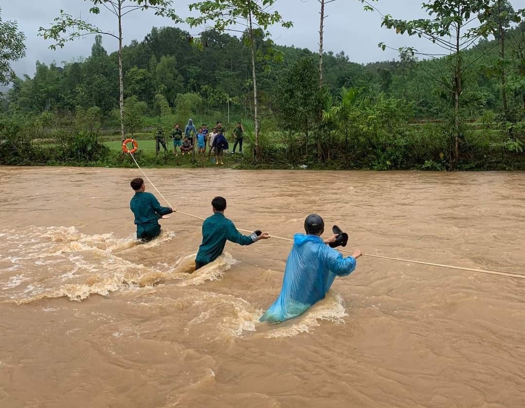 Quảng Ngãi Chủ động ứng phó với mưa lũ mới có nguy cơ lũ chồng lũ