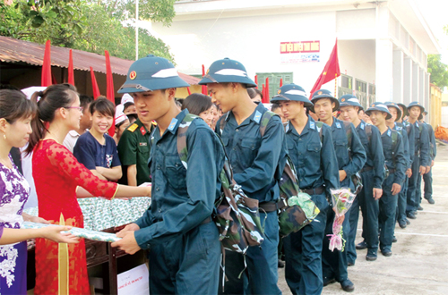 Nhiều địa phương hoàn thành giao nhận quân đợt 2