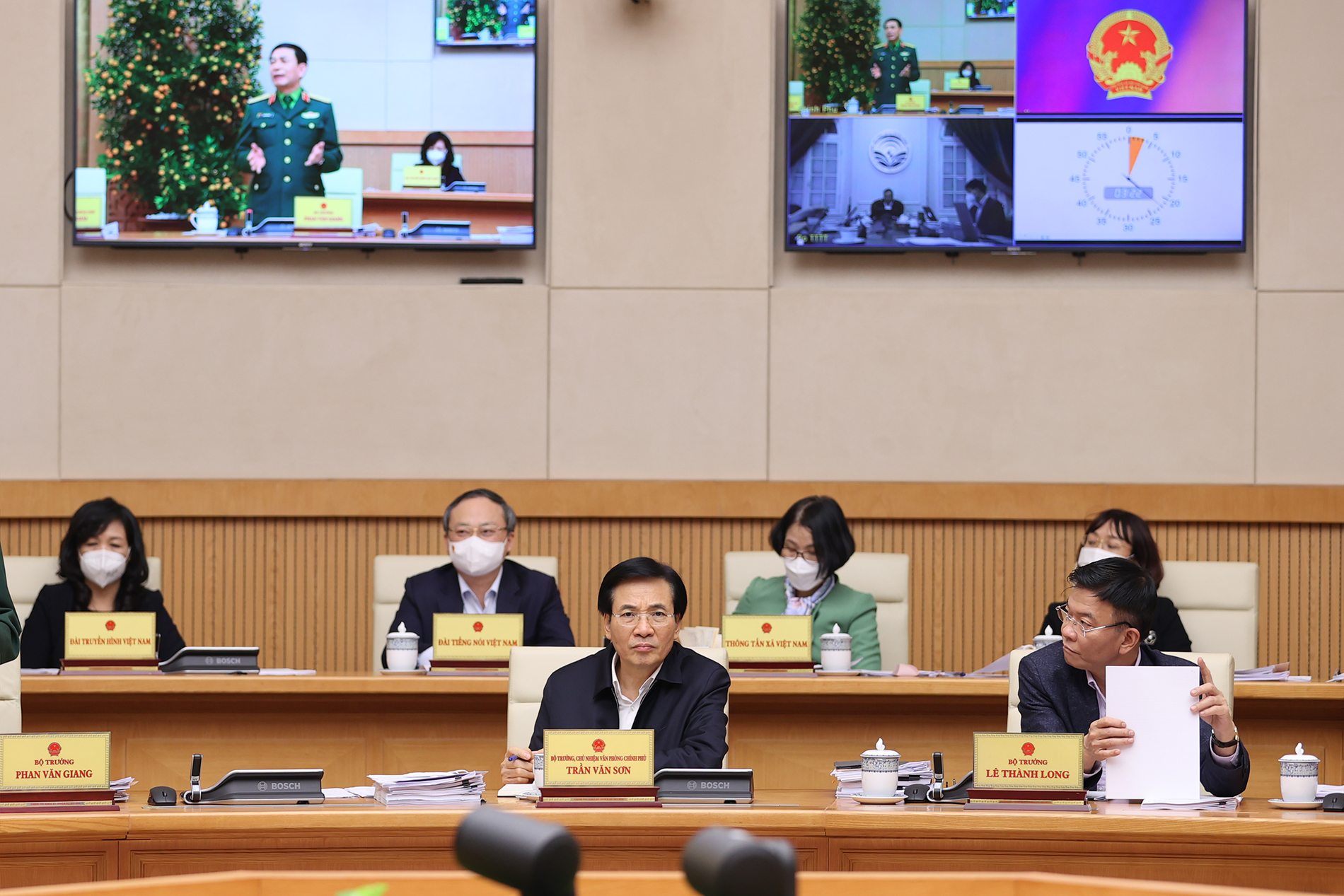 Loạt ảnh: Thủ tướng chủ trì Phiên họp chính phủ chuyên đề về xây dựng pháp luật - Ảnh 12.