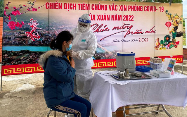 Những hình ảnh Chiến dịch tiêm chủng thần tốc mùa Xuân 2022