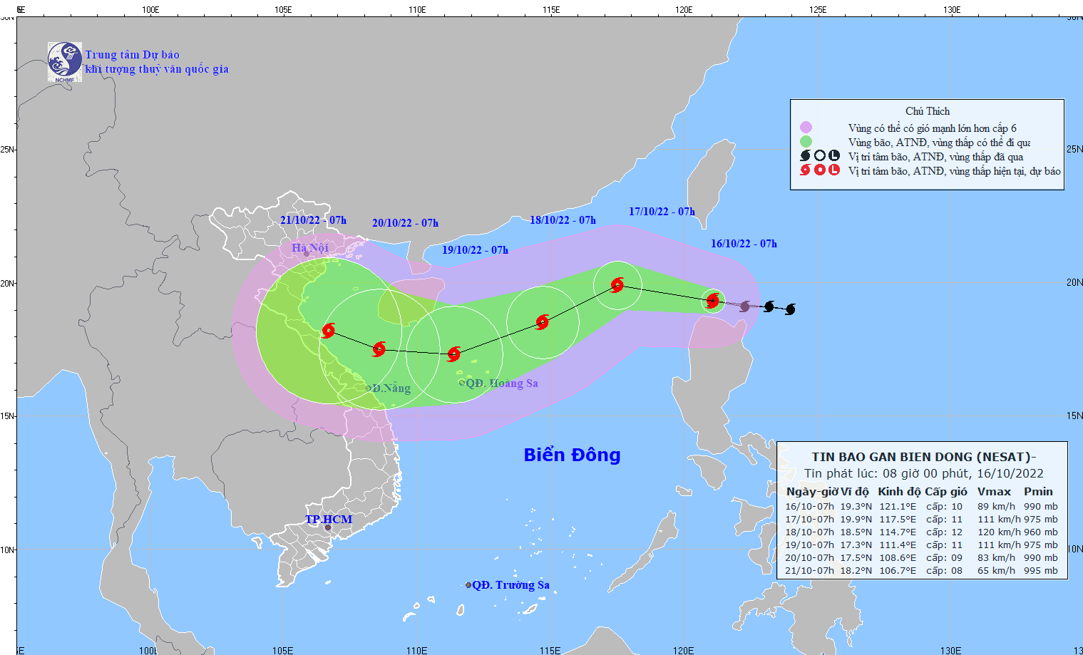 Bão NESAT tiến gần Biển Đông; mưa lớn từ Quảng Bình đến Quảng Ngãi