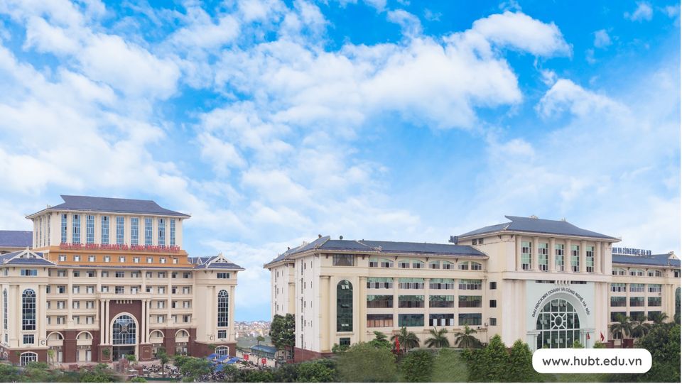 Ngày 25/10, Trường Đại học KD&CN Hà Nội khai giảng năm học 2022 – 2023 - Ảnh 1.