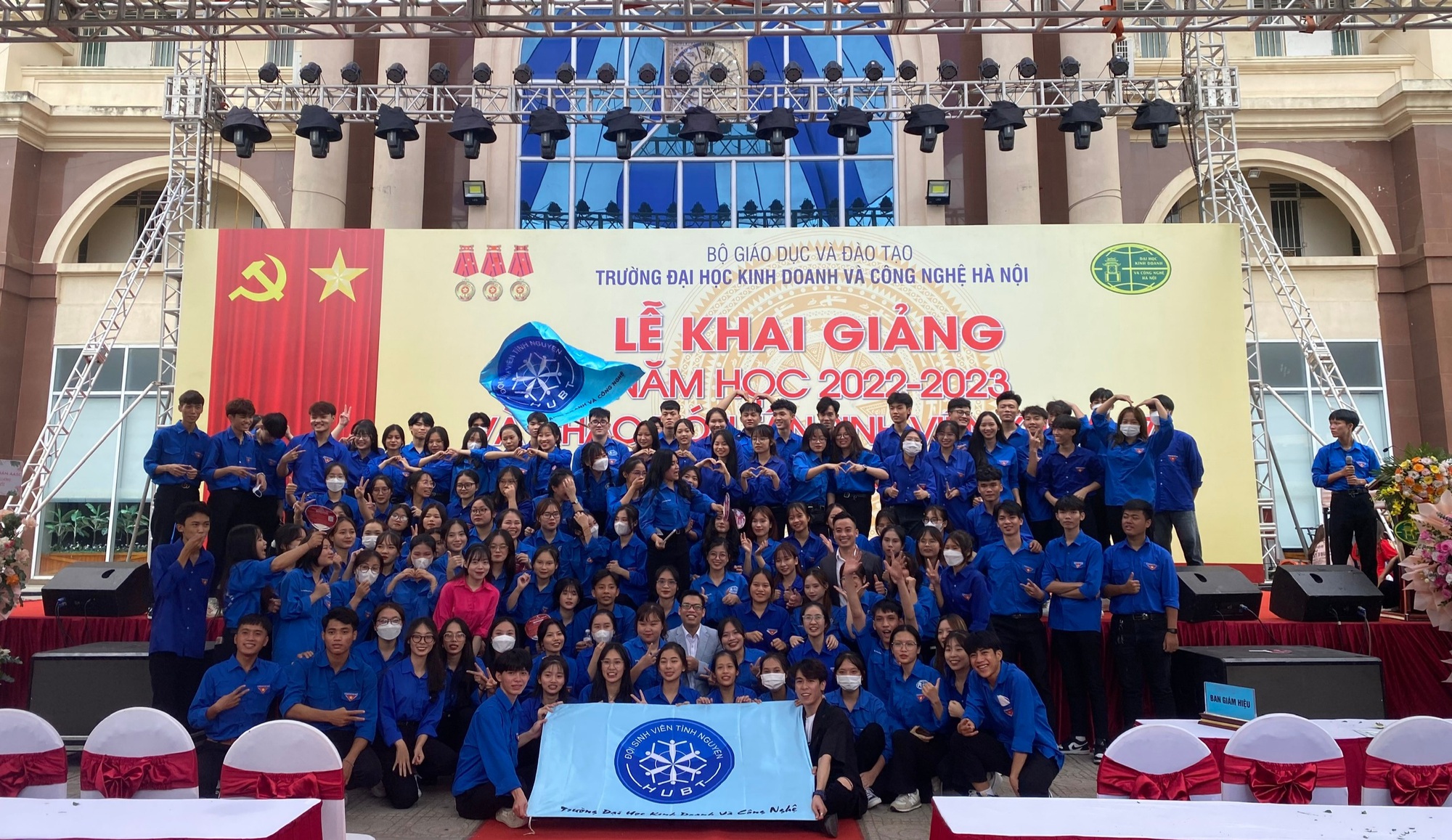 Trường Đại học KD&CN Hà Nội khai giảng năm học 2022-2023 - Ảnh 3.
