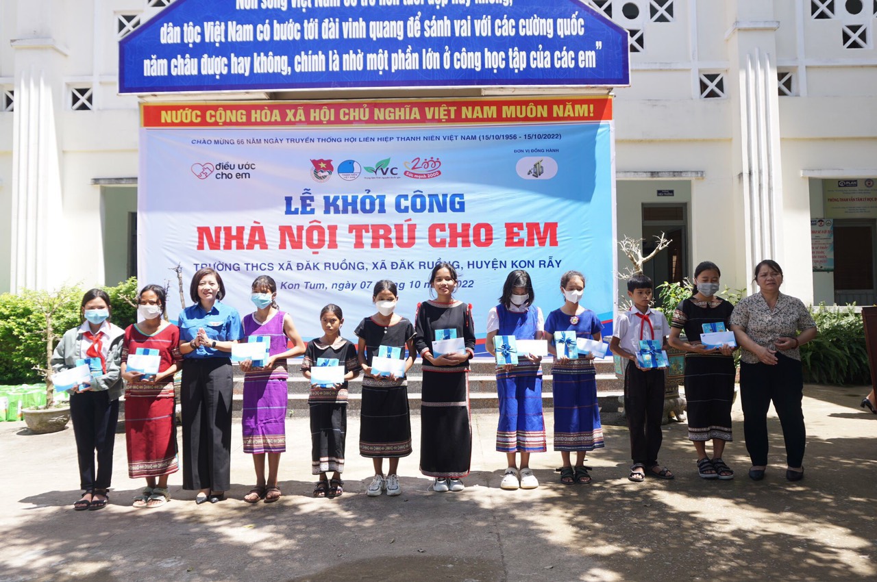 16 công trình hỗ trợ học sinh dân tộc thiểu số tại các địa bàn khó khăn ...
