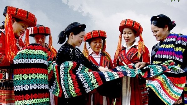 Sắp diễn ra Liên hoan trình diễn trang phục truyền thống các dân tộc thiểu số khu vực phía Bắc - Ảnh 1.