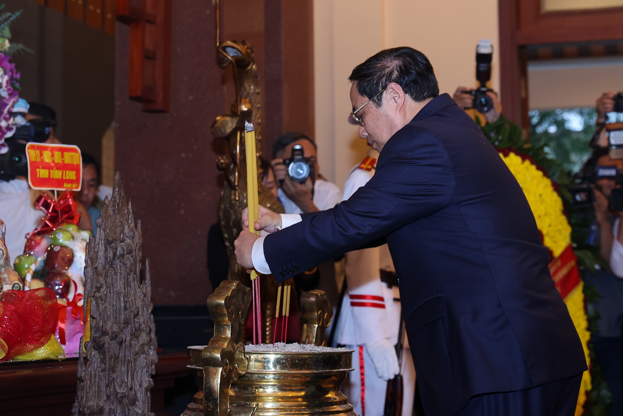 Thủ tướng Phạm Minh Chính dự các hoạt động kỷ niệm 100 năm Ngày sinh đồng chí Võ Văn Kiệt - Ảnh 2.