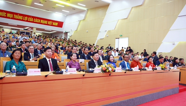 Thủ tướng Phạm Minh Chính lần đầu tiên thăm chính thức Campuchia: Sự kiện quan trọng và nhiều ý nghĩa - Ảnh 3.