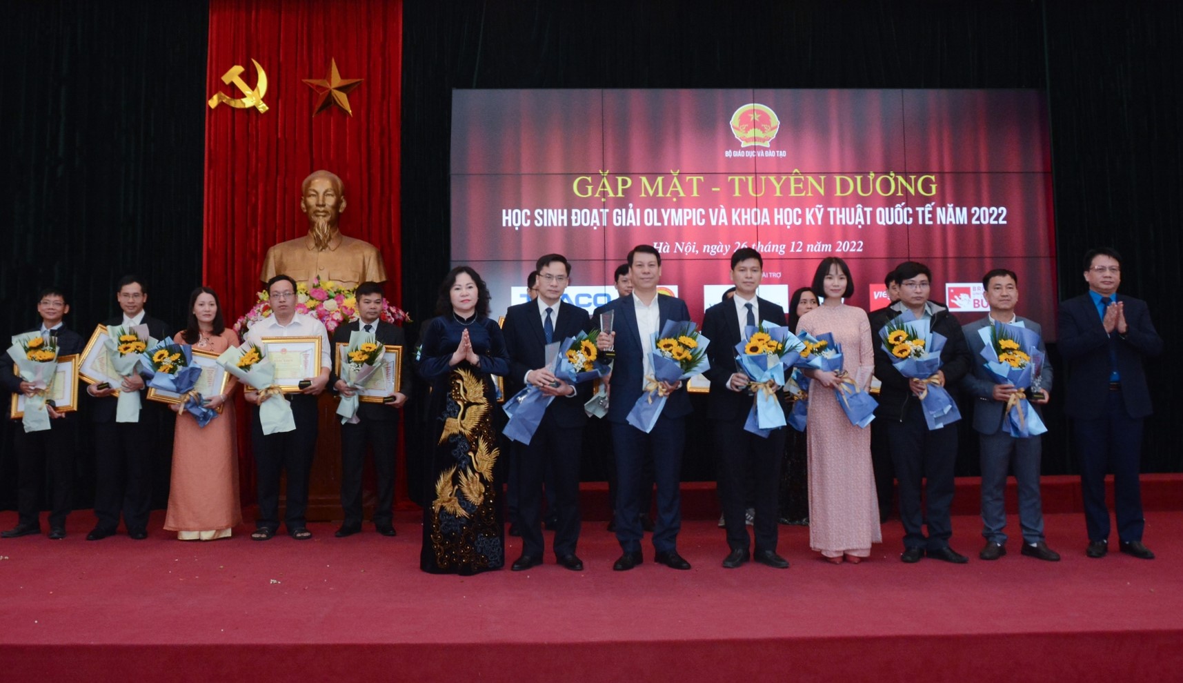 Tự hào với những tấm huy chương, khẳng định vị thế giáo dục Việt Nam - Ảnh 3.