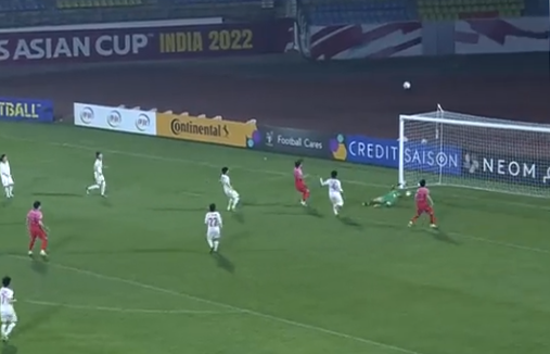 Thủ môn Đội tuyển nữ Việt Nam: Người ‘cứu thua’ xuất thần - Ảnh 3.