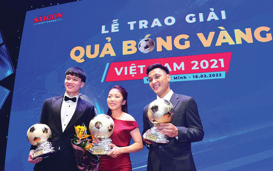 Quả bóng Vàng Việt Nam 2021: Tôn vinh những gương mặt xuất sắc nhất