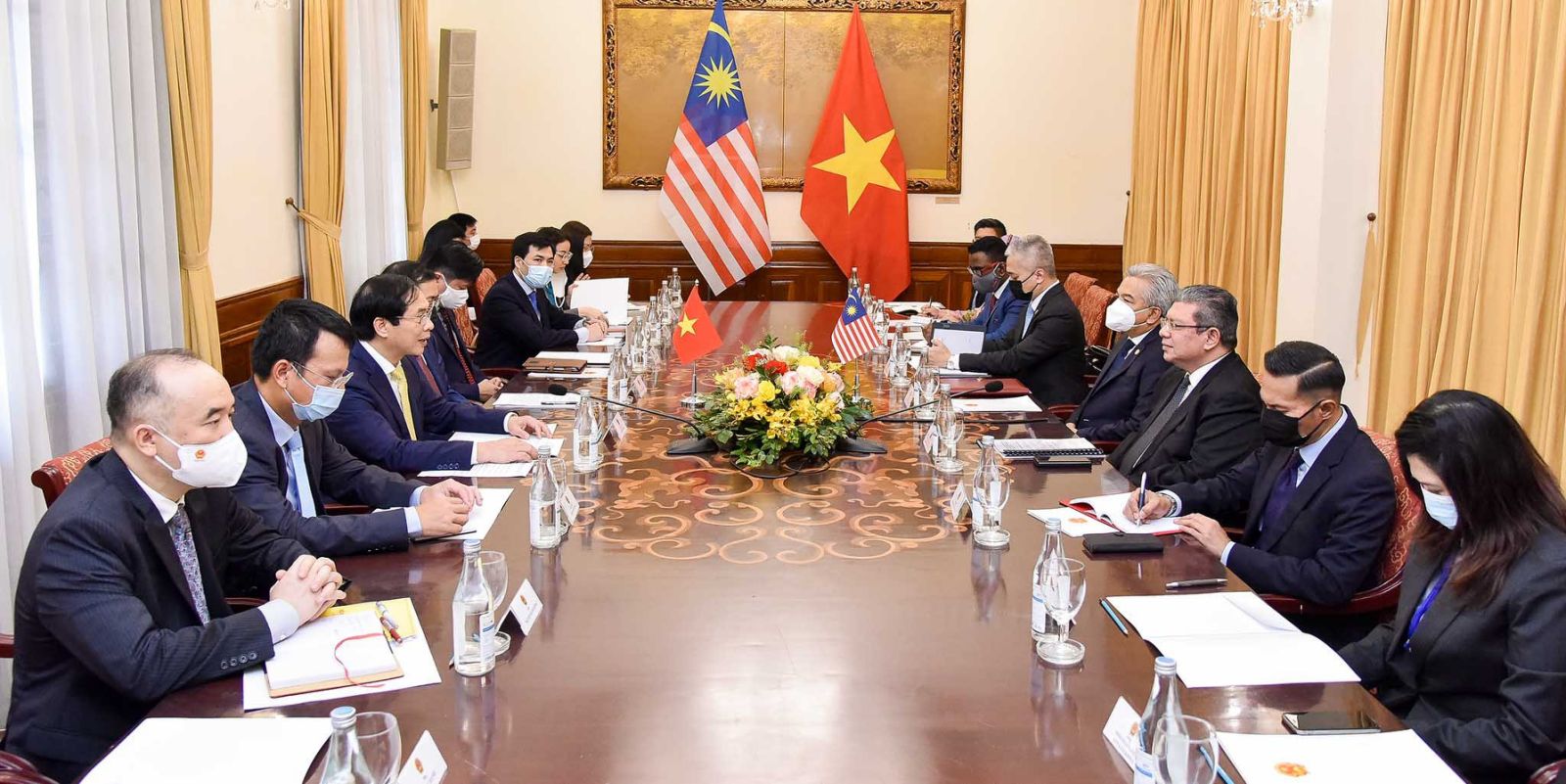  Thúc đẩy mạnh mẽ quan hệ Đối tác chiến lược Việt Nam - Malaysia - Ảnh 2.