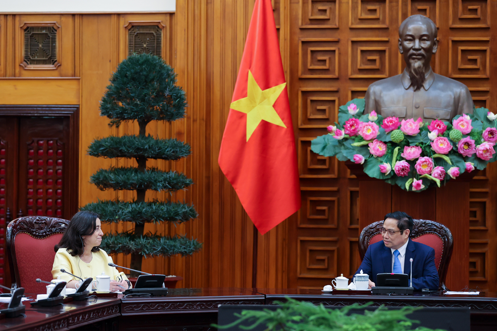 WB tiếp tục hỗ trợ Việt Nam giai đoạn hậu COVID-19, xây dựng nền kinh tế độc lập, tự chủ - Ảnh 2.