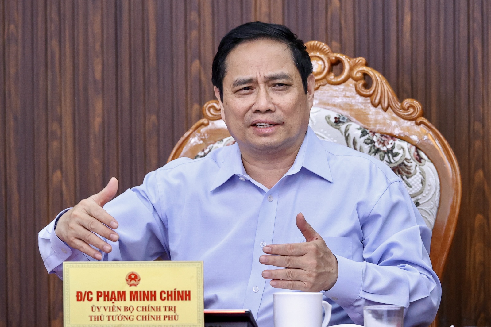 Thủ tướng Phạm Minh Chính: Dùng nguồn vốn công để dẫn dắt, kích hoạt đầu tư tư nhân - Ảnh 1.