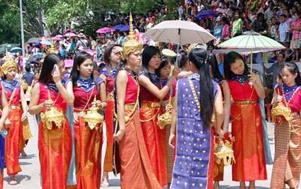 Lãnh đạo Đảng, Nhà nước gửi thư chúc mừng Tết của Lào và Campuchia - Ảnh 1.