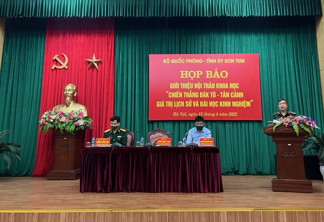 Kỷ niệm 50 năm chiến thắng Đăk Tô – Tân Cảnh - Ảnh 1. Kỷ niệm 50 năm chiến thắng Đăk Tô – Tân Cảnh - Ảnh 1.