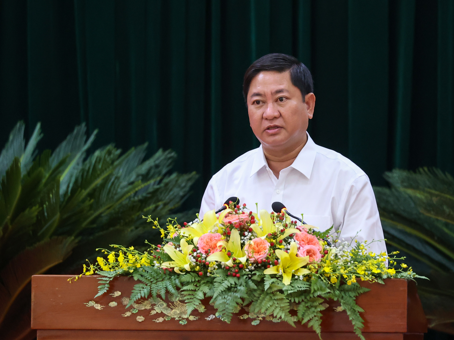 Thủ tướng Phạm Minh Chính làm việc với Ban Thường vụ Tỉnh ủy Ninh Thuận - Ảnh 4.