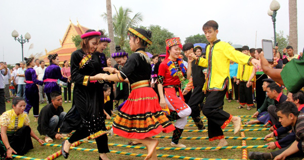 Rực rỡ sắc màu văn hoá các dân tộc Việt Nam trong tháng 4 - Ảnh 1.