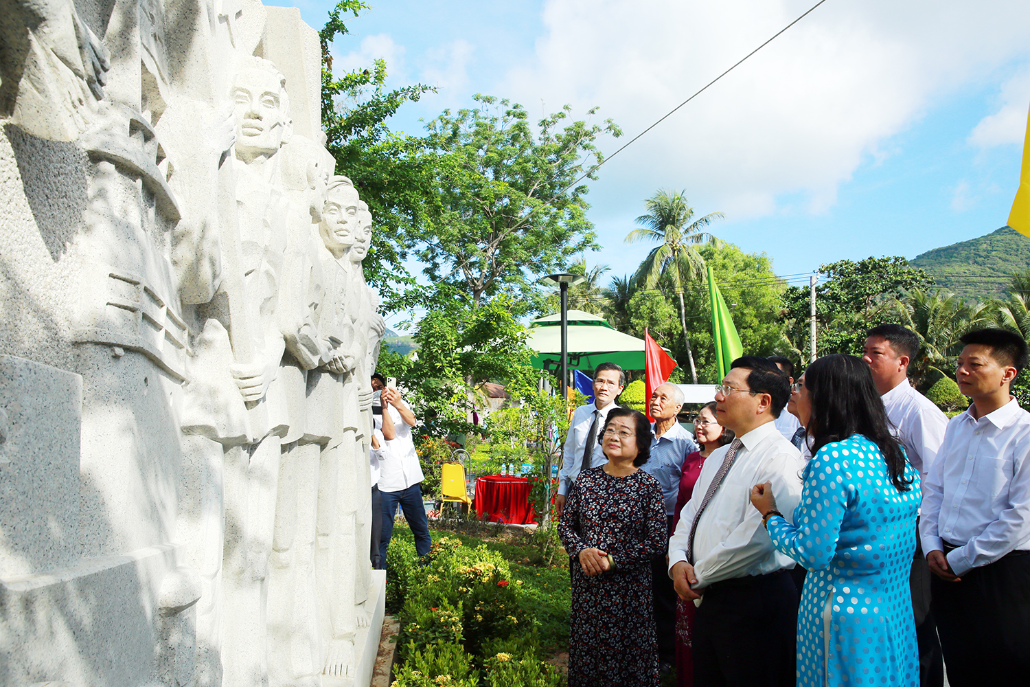 Khánh thành công trình chỉnh trang Di tích Nghĩa trang Hàng Keo tại Côn Đảo - Ảnh 4.