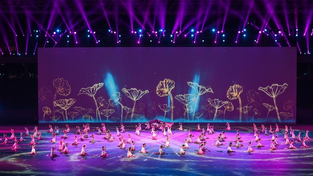IOC: Lễ khai mạc SEA Games thắp sáng Hà Nội - Ảnh 2.