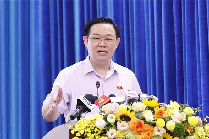 Chủ tịch Quốc hội Vương Đình Huệ tiếp xúc cử tri tại TP. Hải Phòng - Ảnh 1.
