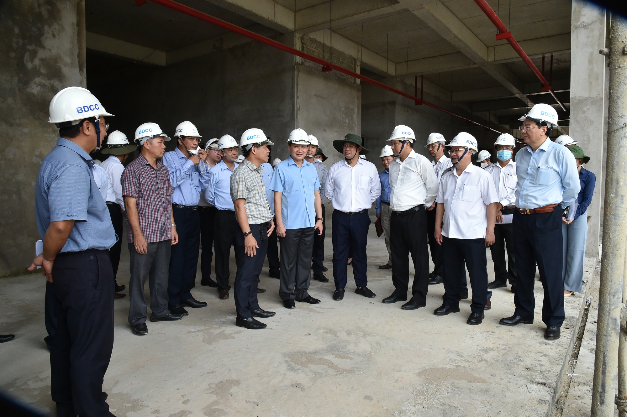 Bệnh viện Ung bướu Cần Thơ hoàn thành sớm ngày nào bà con được hưởng lợi ngày đó - Ảnh 1. Bệnh viện Ung bướu Cần Thơ hoàn thành sớm ngày nào bà con được hưởng lợi ngày đó - Ảnh 1.