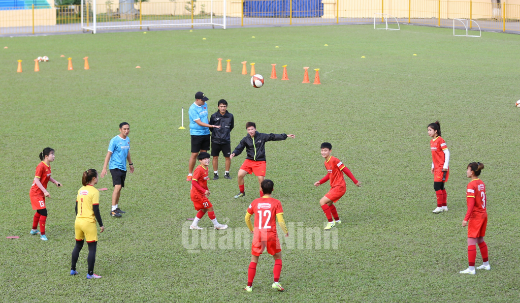 Đội tuyển nữ Việt Nam: Hành trình bảo vệ ngôi vô địch còn 90 phút  - Ảnh 1.