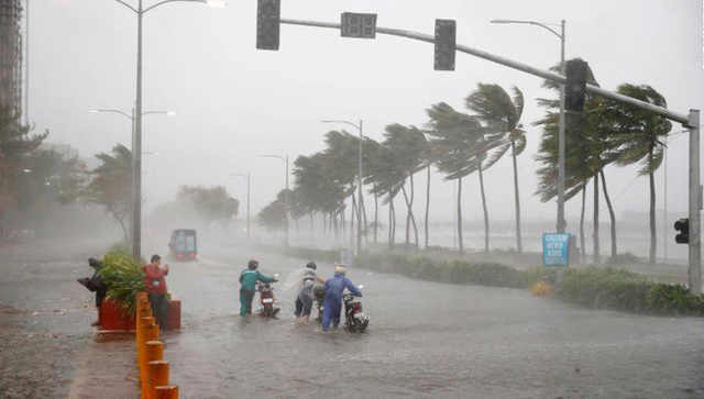Mưa bão diễn biến khó lường, thiên tai khốc liệt hơn năm 2021 - Ảnh 1.
