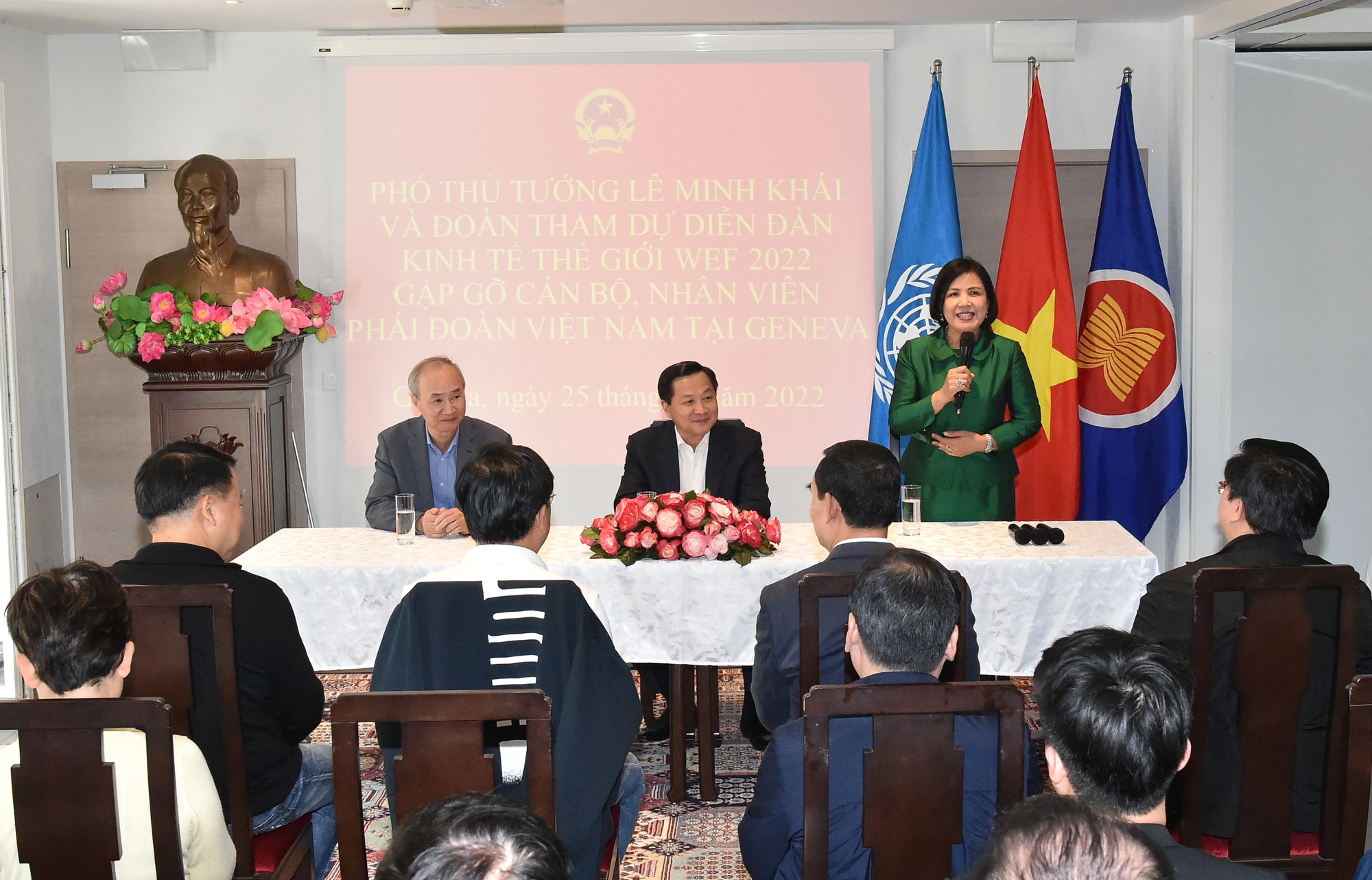 Phó Thủ tướng Lê Minh Khái làm việc với Phó Tổng Giám đốc WTO - Ảnh 7.