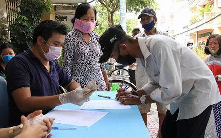Cà Mau: Kiểm điểm trách nhiệm cán bộ để sót tiền hỗ trợ F0, F1