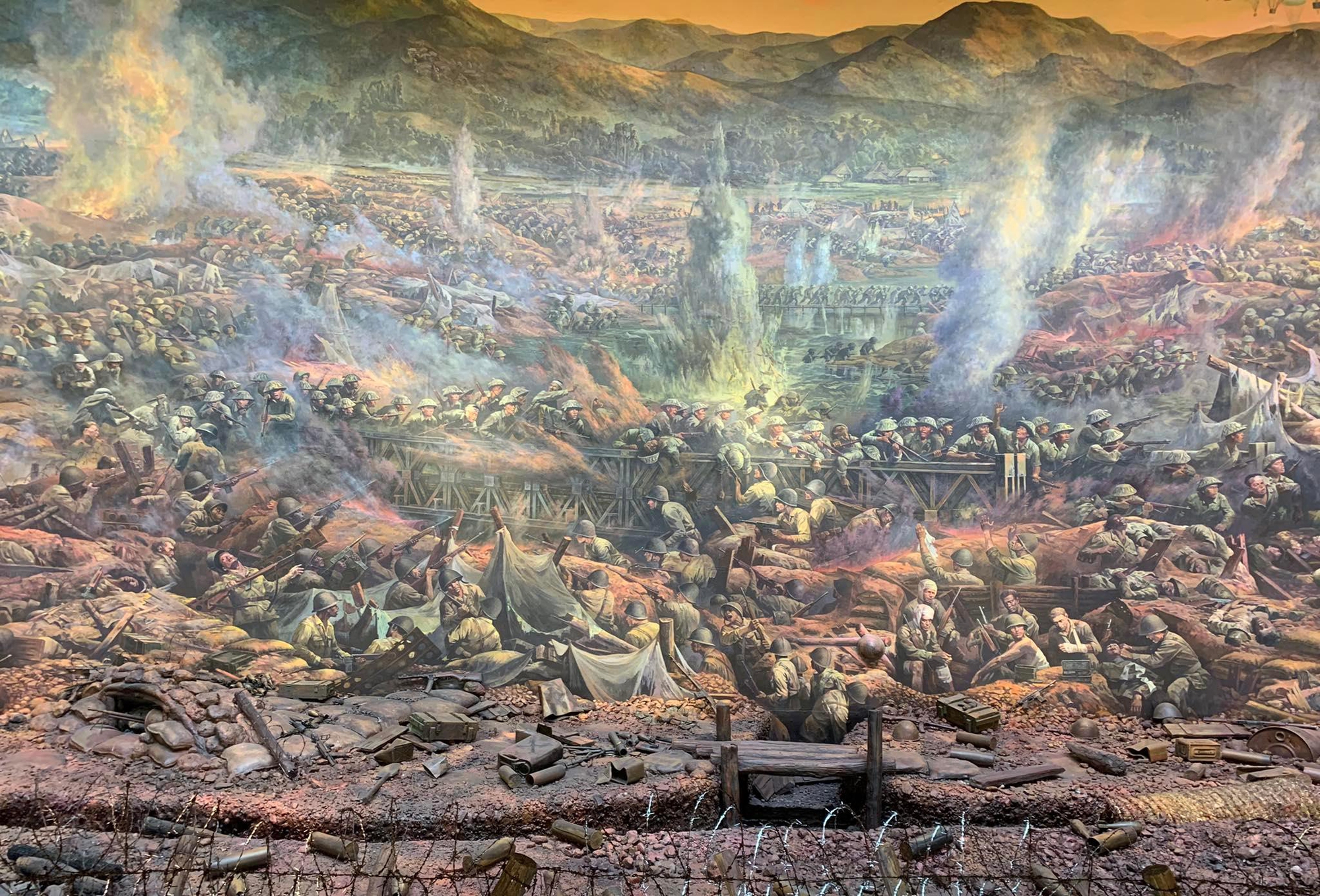 Ấn tượng tranh panorama tái hiện Chiến thắng Điện Biên - Ảnh 9.