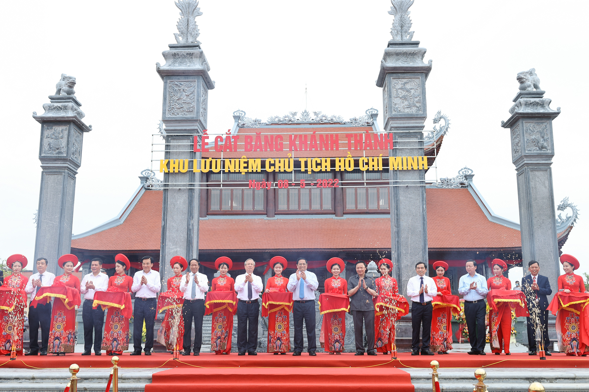 Thủ tướng dự lễ khánh thành Khu lưu niệm Chủ tịch Hồ Chí Minh tại Thái Bình - Ảnh 1.