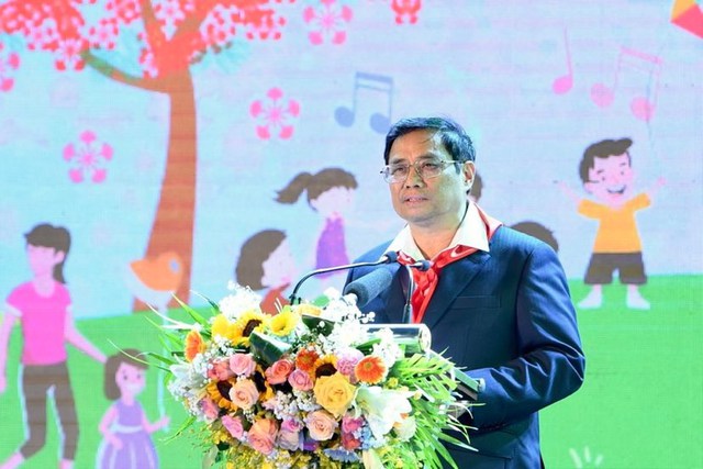 Mỗi cá nhân trong cộng đồng có ý thức trách nhiệm với trẻ em thì điều tốt đẹp hơn sẽ đến với các em  - Ảnh 1.
