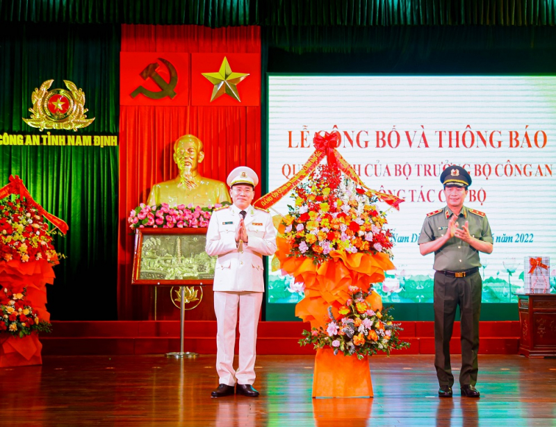Bổ nhiệm lãnh đạo Cục C04, tân Giám đốc Công an Nam Định - Ảnh 2. Bổ nhiệm lãnh đạo Cục C04, tân Giám đốc Công an Nam Định - Ảnh 2.