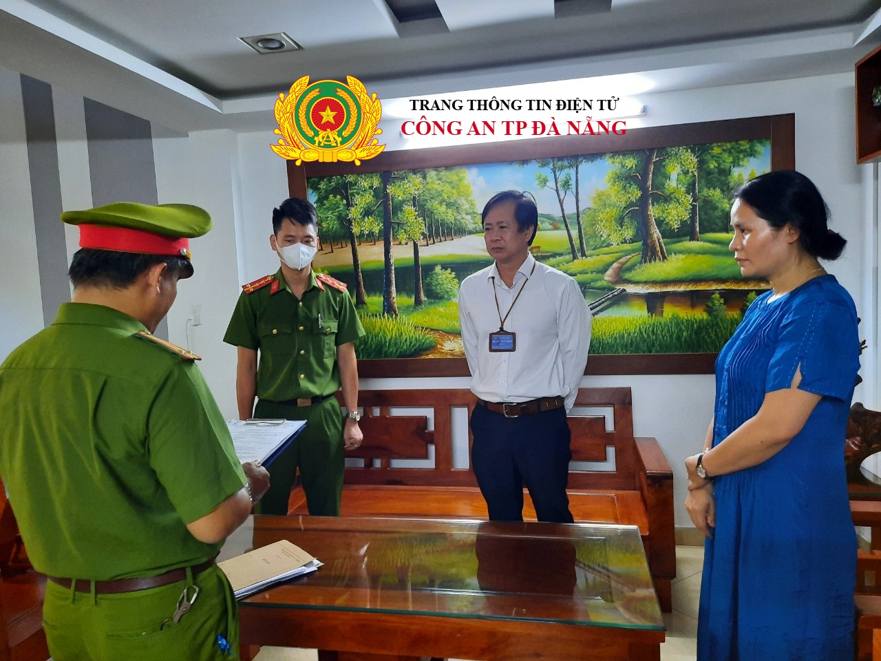 Công an khởi tố vụ án, khởi tố bị can, bắt tạm giam Giám đốc và 2 cán bộ CDC Đà Nẵng - Ảnh 1. Công an khởi tố vụ án, khởi tố bị can, bắt tạm giam Giám đốc và 2 cán bộ CDC Đà Nẵng - Ảnh 1.