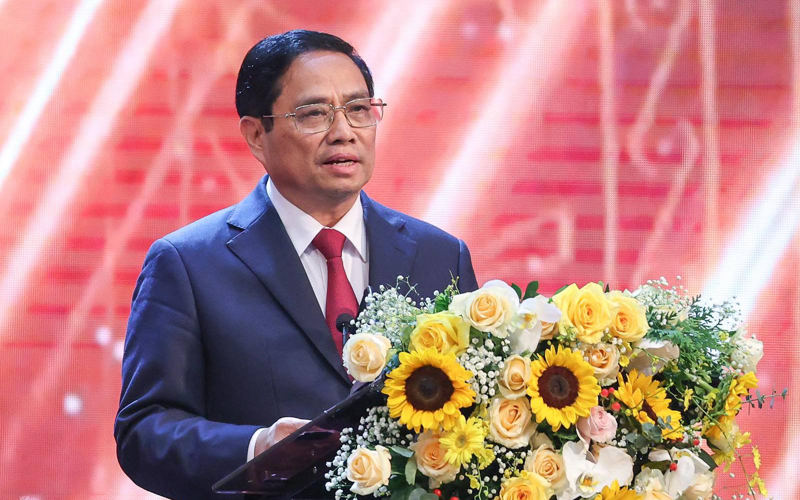 Thủ tướng Phạm Minh Chính: Xây dựng nền báo chí, truyền thông chuyên nghiệp, nhân văn và hiện đại*