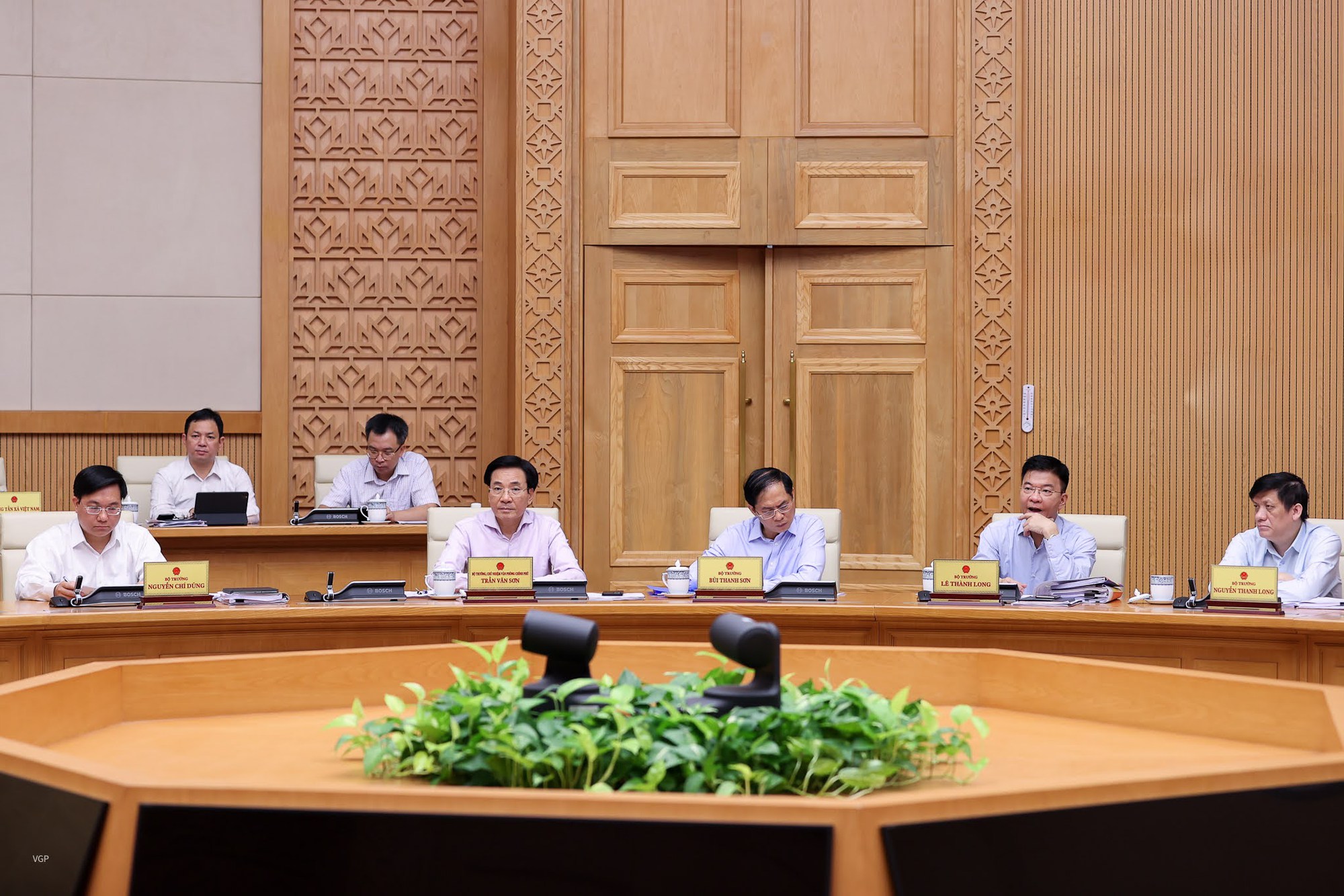 Thủ tướng Phạm Minh Chính chủ trì phiên họp Chính phủ thường kỳ tháng 5/2022 - Ảnh 4.