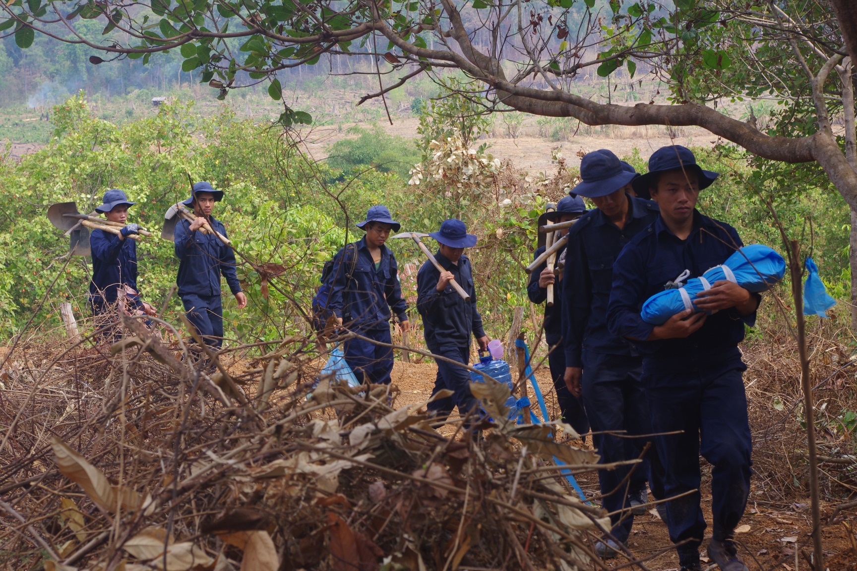 Gian nan hành trình tìm kiếm hài cốt liệt sĩ ở nước bạn - Ảnh 4. Gian nan hành trình tìm kiếm hài cốt liệt sĩ ở nước bạn - Ảnh 4.