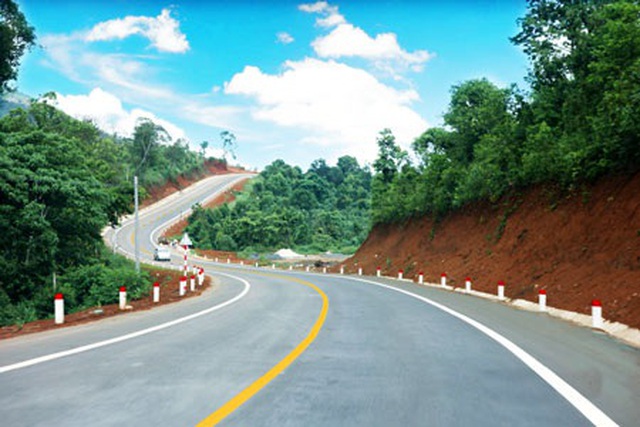 Sớm hoàn thành dự án đường Hồ Chí Minh - Ảnh 1. Sớm hoàn thành dự án đường Hồ Chí Minh - Ảnh 1.