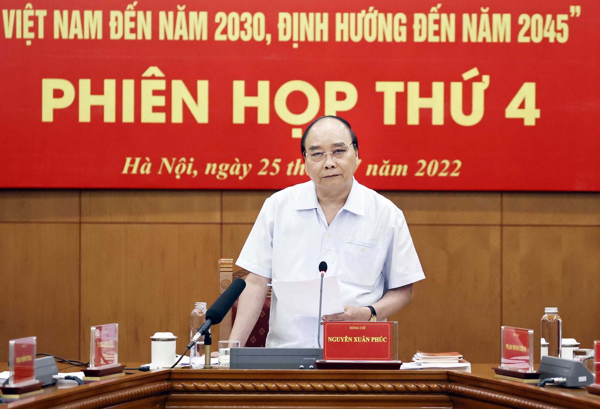 Chủ tịch nước Nguyễn Xuân Phúc chủ trì phiên họp thứ 4 Ban Chỉ đạo xây dựng Nhà nước pháp quyền   - Ảnh 1.