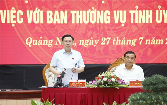 Chủ tịch Quốc hội làm việc với Ban Thường vụ Tỉnh uỷ Quảng Nam