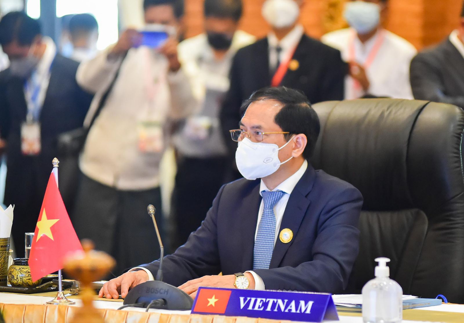 Bộ trưởng Ngoại giao Bùi Thanh Sơn tham dự Hội nghị Bộ trưởng Ngoại giao Mekong – Lan Thương lần thứ 7 - Ảnh 2.