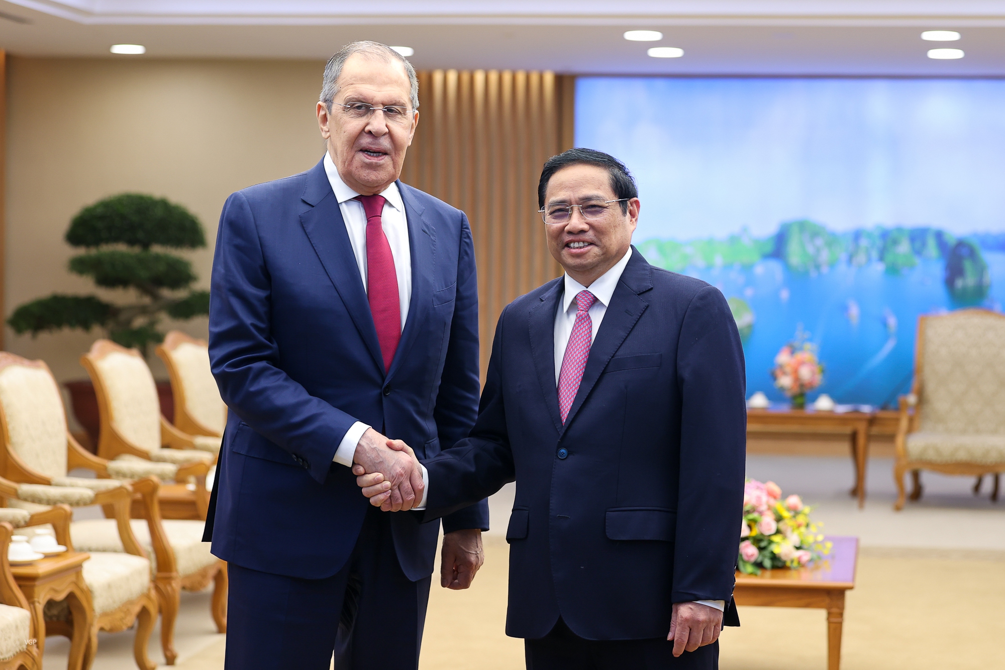 Thủ tướng Phạm Minh Chính tiếp Bộ trưởng Ngoại giao Liên bang Nga - Ảnh 1.