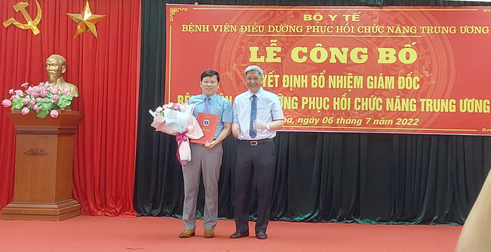Bộ Y tế bổ nhiệm nhân sự mới - Ảnh 1. Bộ Y tế bổ nhiệm nhân sự mới - Ảnh 1.
