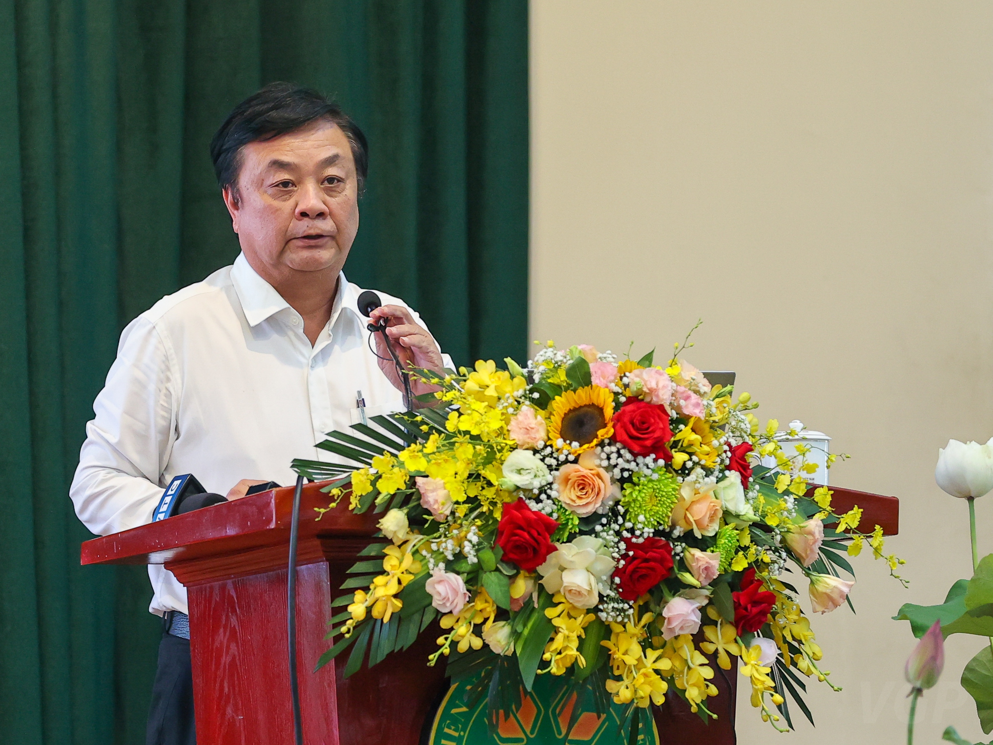 Thủ tướng: Học viện Nông nghiệp Việt Nam cần phải trở thành đại học hàng đầu thế giới về nông nghiệp - Ảnh 2.