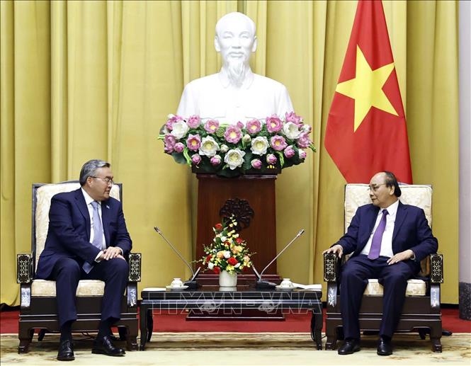 Việt Nam luôn coi trọng quan hệ hữu nghị truyền thống tốt đẹp với Kazakhstan - Ảnh 1.