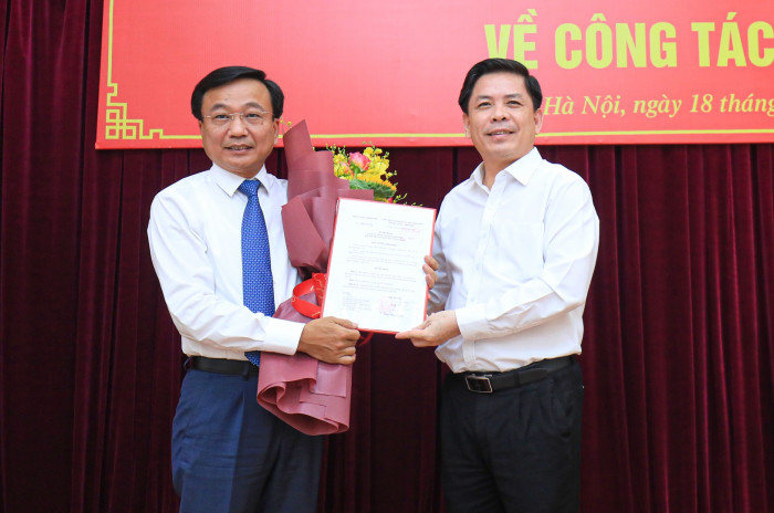 Công bố quyết định bổ nhiệm Thứ trưởng Bộ GTVT Nguyễn Danh Huy - Ảnh 1.