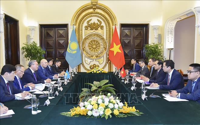 Thúc đẩy mạnh mẽ quan hệ hữu nghị truyền thống và hợp tác nhiều mặt Việt Nam-Kazakhstan