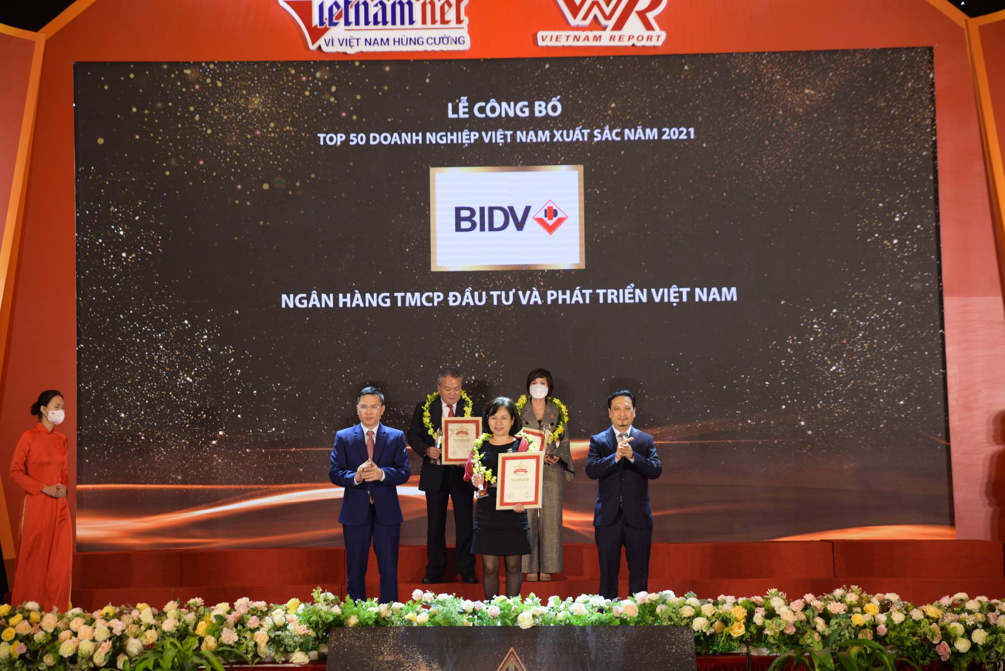 BIDV nằm trong Top 10 doanh nghiệp lớn nhất Việt Nam 