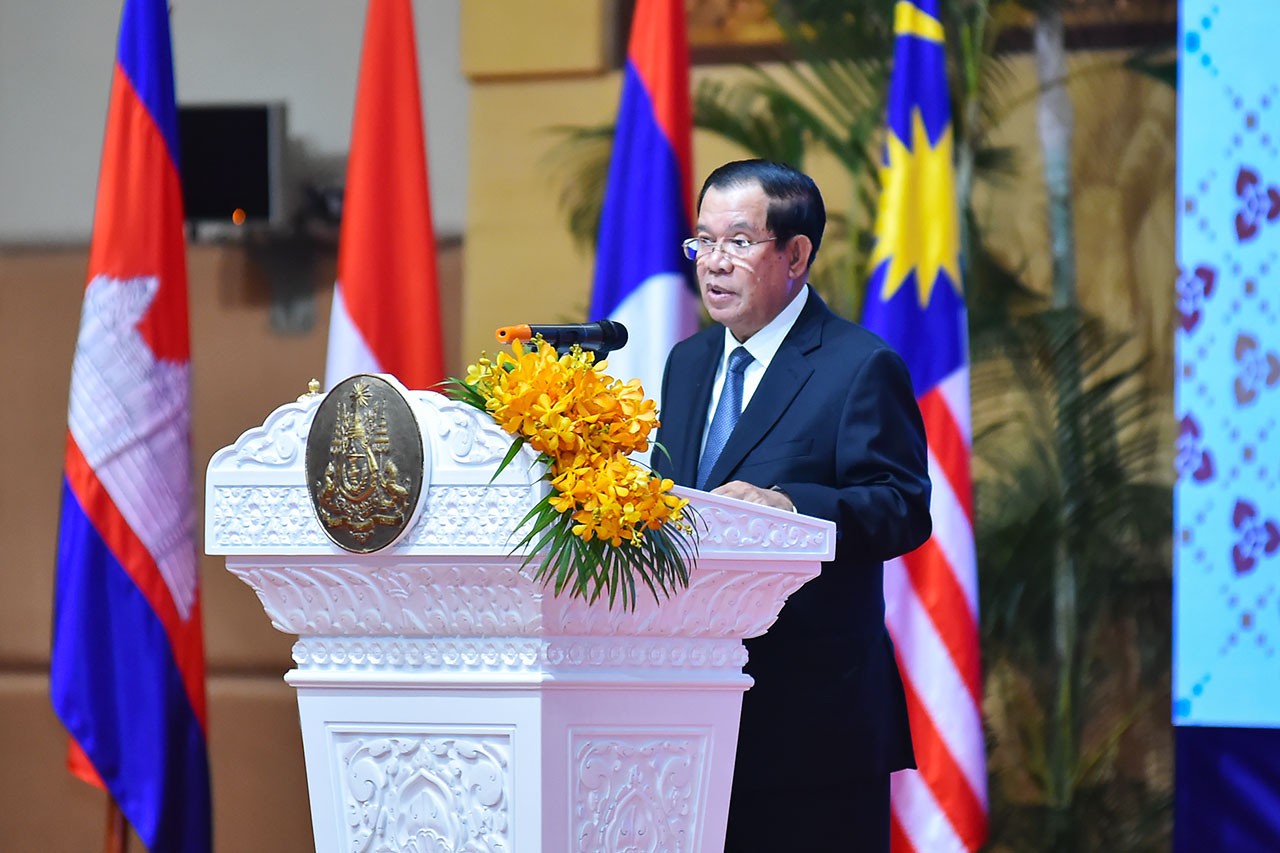 Phấn đấu kim ngạch thương mại Việt Nam-Campuchia vượt 10 tỷ USD trong 2022 - Ảnh 1.