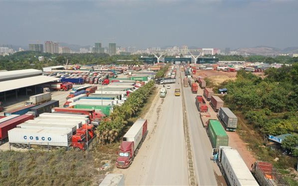Thủ tướng Chính phủ chấn chỉnh, xử lý tiêu cực trong hoạt động xuất, nhập khẩu tại cửa khẩu biên giới đất liền